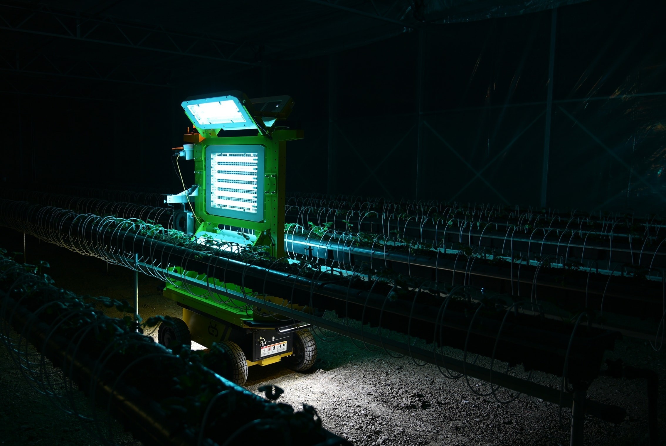 U303 operating in a glasshouse at night